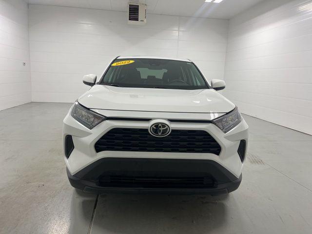 2022 Toyota RAV4 LE 2022 Toyota RAV4 LE