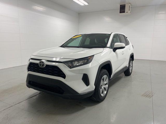 2022 Toyota RAV4 LE 2022 Toyota RAV4 LE