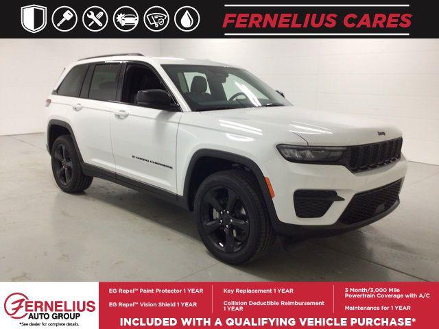 2025 Jeep Grand Cherokee GRAND CHEROKEE ALTITUDE 4X4 2025 Jeep Grand Cherokee GRAND CHEROKEE ALTITUDE 4X4