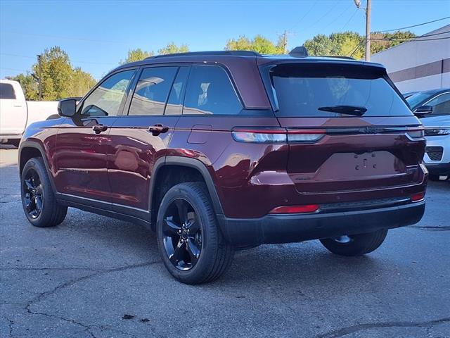 2023 Jeep Grand Cherokee Limited 4x4 2023 Jeep Grand Cherokee Limited 4x4