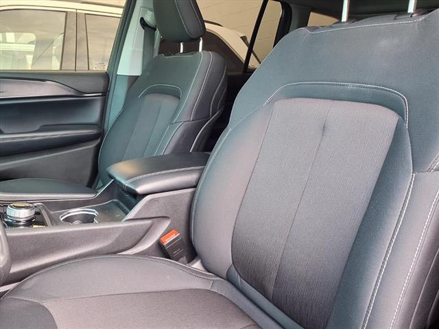 2024 Jeep Grand Cherokee Laredo X 4x2 2024 Jeep Grand Cherokee Laredo X 4x2