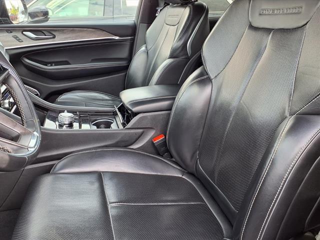 2022 Jeep Grand Cherokee L Overland 4x4 2022 Jeep Grand Cherokee L Overland 4x4