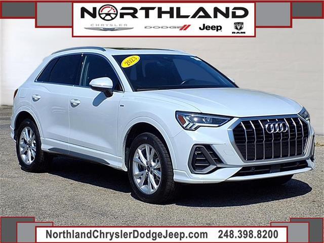 2023 Audi Q3 Premium 45 TFSI S line quattro Tiptronic 2023 Audi Q3 Premium 45 TFSI S line quattro Tiptronic