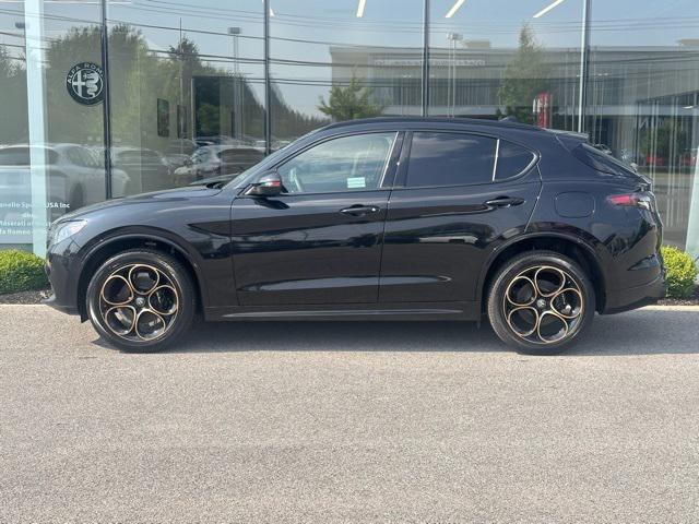 2025 Alfa Romeo Stelvio STELVIO INTENSA AWD