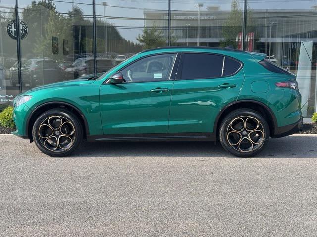 2025 Alfa Romeo Stelvio STELVIO INTENSA AWD