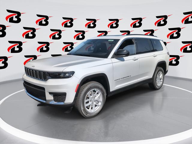2025 Jeep Grand Cherokee GRAND CHEROKEE L LAREDO X 4X4