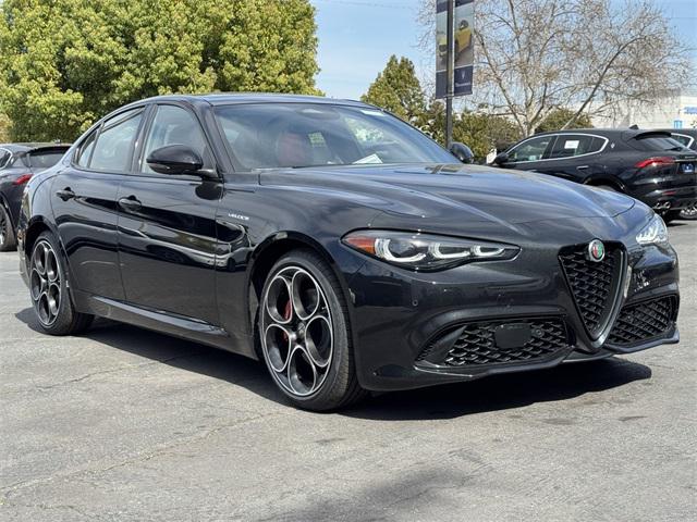 2025 Alfa Romeo Giulia GIULIA RWD