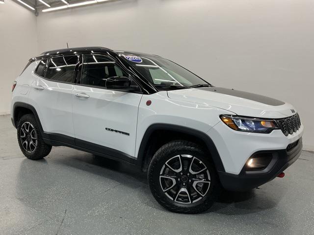 2026 Jeep Compass COMPASS TRAILHAWK 4X4 2026 Jeep Compass COMPASS TRAILHAWK 4X4