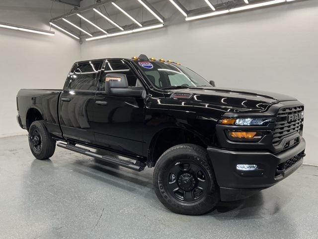 2026 RAM Ram 2500 RAM 2500 TRADESMAN CREW CAB 4X4 64 BOX