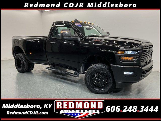 2026 RAM Ram 3500 RAM 3500 TRADESMAN REGULAR CAB 4X4 8 BOX