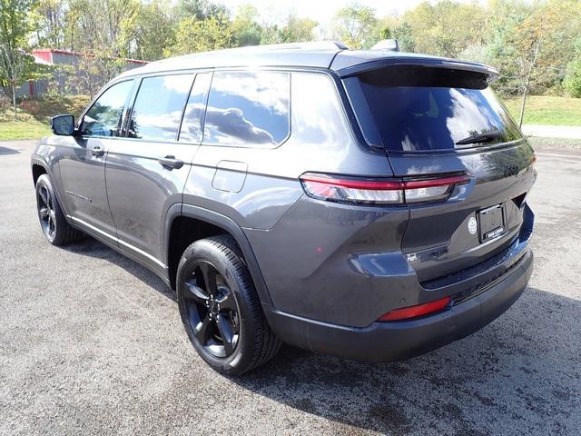 2023 Jeep Grand Cherokee L Altitude 4x4 2023 Jeep Grand Cherokee L Altitude 4x4