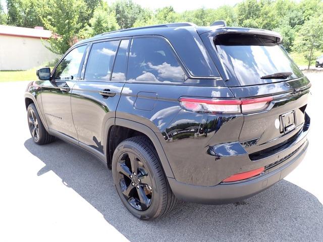 2023 Jeep Grand Cherokee Altitude 4x4 2023 Jeep Grand Cherokee Altitude 4x4