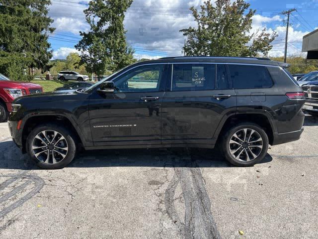 2023 Jeep Grand Cherokee L Overland 4x4 2023 Jeep Grand Cherokee L Overland 4x4