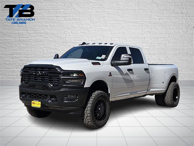 2026 RAM Ram 3500 RAM 3500 TRADESMAN CREW CAB 4X4 8 BOX