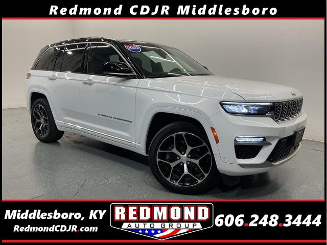 2022 Jeep Grand Cherokee 4xe Summit Reserve 4x4 2022 Jeep Grand Cherokee 4xe Summit Reserve 4x4