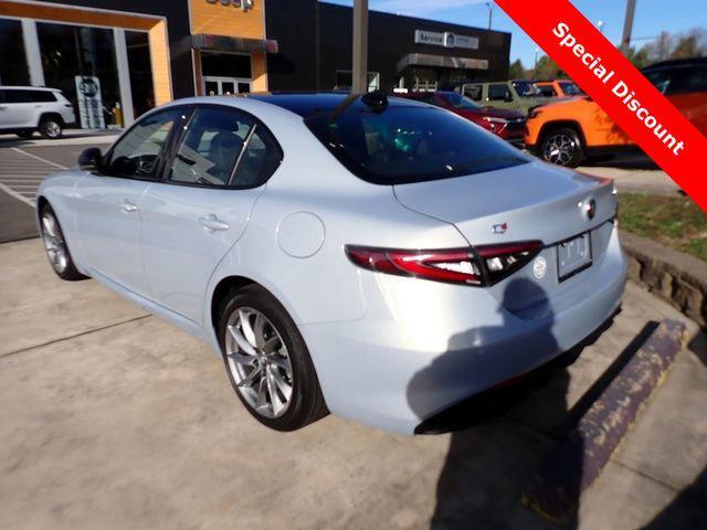 2025 Alfa Romeo Giulia GIULIA AWD 2025 Alfa Romeo Giulia GIULIA AWD