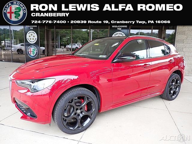 2025 Alfa Romeo Stelvio STELVIO TRIBUTO ITALIANO AWD 2025 Alfa Romeo Stelvio STELVIO TRIBUTO ITALIANO AWD