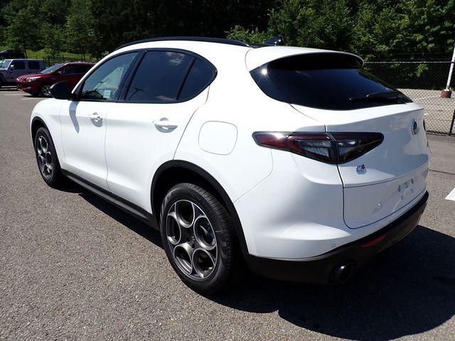 2025 Alfa Romeo Stelvio STELVIO AWD