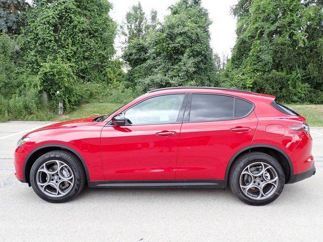 2025 Alfa Romeo Stelvio STELVIO AWD