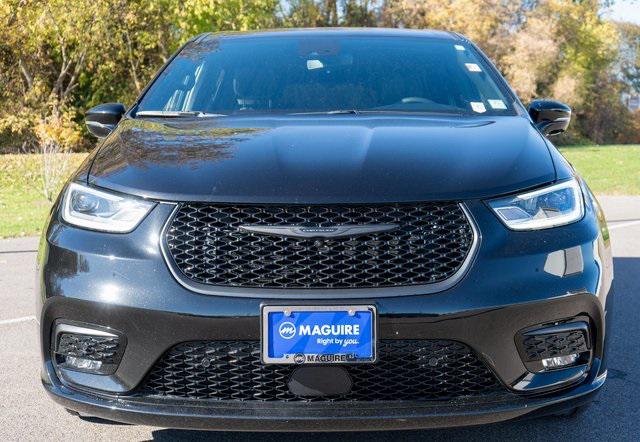 2024 Chrysler Pacifica Hybrid S Appearance Pkg