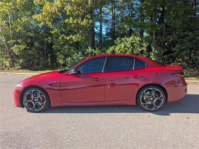 2022 Alfa Romeo Giulia Veloce Ti RWD 2022 Alfa Romeo Giulia Veloce Ti RWD