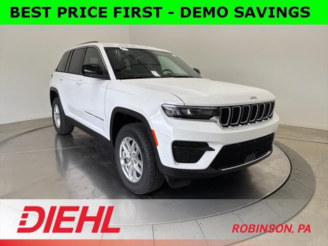 2025 Jeep Grand Cherokee GRAND CHEROKEE LAREDO X 4X4 2025 Jeep Grand Cherokee GRAND CHEROKEE LAREDO X 4X4