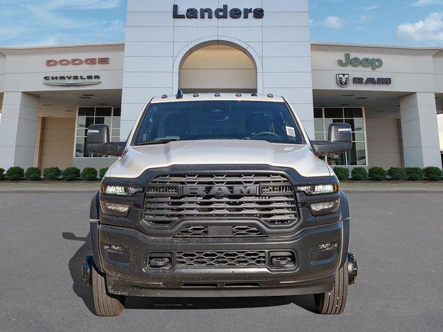 2026 RAM Ram 5500 Chassis Cab RAM 5500 TRADESMAN CHASSIS CREW CAB 4X4 84 CA