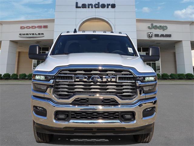 2026 RAM Ram 2500 RAM 2500 TRADESMAN CREW CAB 4X4 64 BOX 2026 RAM Ram 2500 RAM 2500 TRADESMAN CREW CAB 4X4 64 BOX