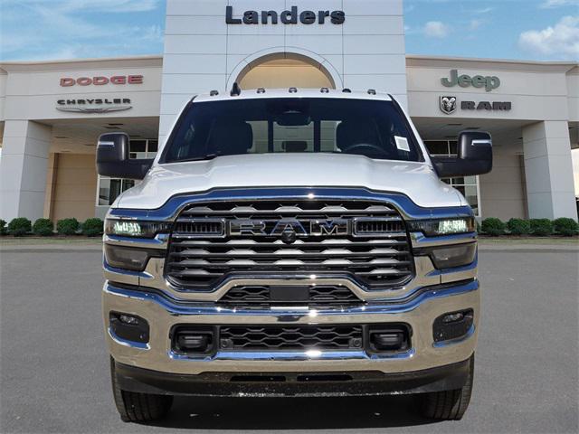 2026 RAM Ram 2500 RAM 2500 TRADESMAN CREW CAB 4X4 64 BOX