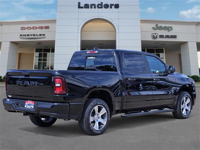 2025 RAM Ram 1500 RAM 1500 TRADESMAN CREW CAB 4X2 57 BOX 2025 RAM Ram 1500 RAM 1500 TRADESMAN CREW CAB 4X2 57 BOX