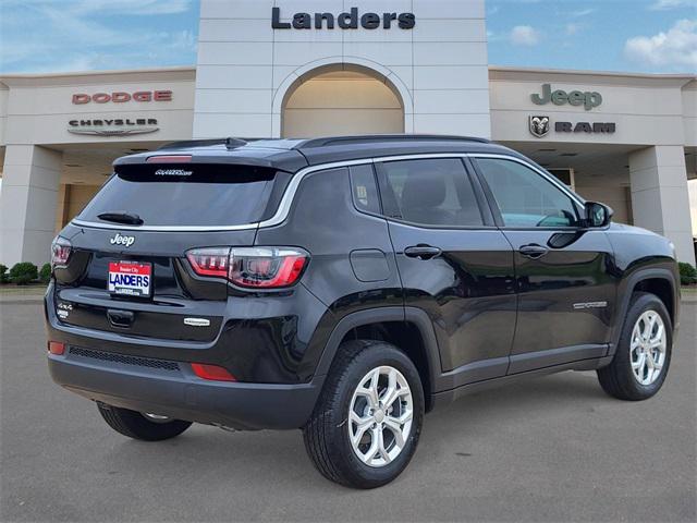 2024 Jeep Compass COMPASS LATITUDE 4X4 2024 Jeep Compass COMPASS LATITUDE 4X4
