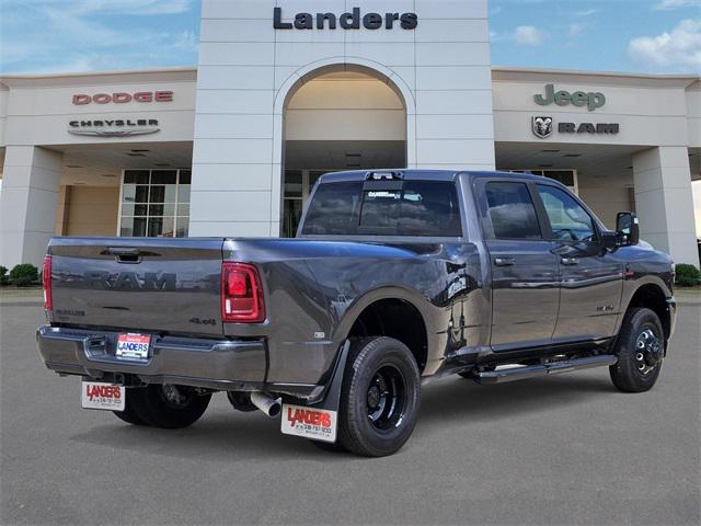 2025 RAM Ram 3500 RAM 3500 LARAMIE CREW CAB 4X4 8 BOX 2025 RAM Ram 3500 RAM 3500 LARAMIE CREW CAB 4X4 8 BOX