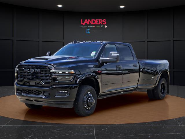 2025 RAM Ram 3500 RAM 3500 LIMITED CREW CAB 4X4 8 BOX