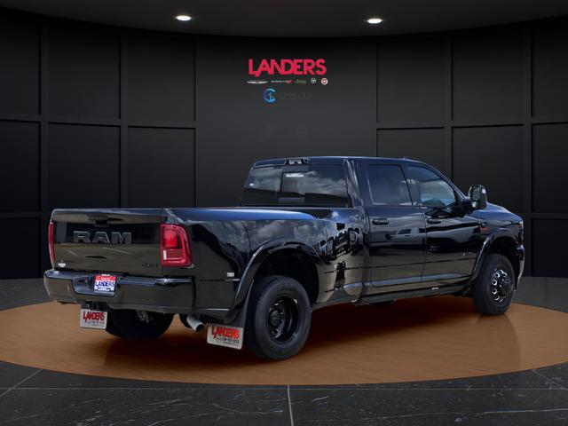 2025 RAM Ram 3500 RAM 3500 LIMITED CREW CAB 4X4 8 BOX