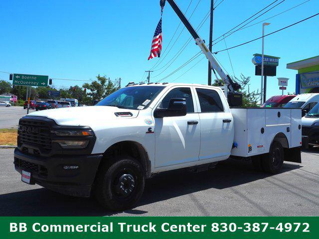 2025 RAM Ram 3500 Chassis Cab RAM 3500 TRADESMAN CREW CAB CHASSIS 4X4 60 CA 2025 RAM Ram 3500 Chassis Cab RAM 3500 TRADESMAN CREW CAB CHASSIS 4X4 60 CA