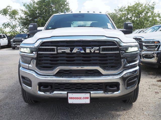 2026 RAM Ram 5500 Chassis Cab RAM 5500 TRADESMAN CHASSIS CREW CAB 4X4 84 CA 2026 RAM Ram 5500 Chassis Cab RAM 5500 TRADESMAN CHASSIS CREW CAB 4X4 84 CA