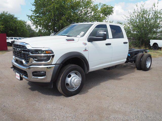 2026 RAM Ram 5500 Chassis Cab RAM 5500 TRADESMAN CHASSIS CREW CAB 4X4 60 CA