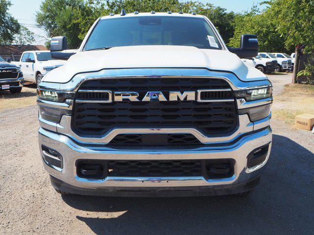 2026 RAM Ram 3500 Chassis Cab RAM 3500 BIG HORN CREW CAB CHASSIS 4X4 60 CA 2026 RAM Ram 3500 Chassis Cab RAM 3500 BIG HORN CREW CAB CHASSIS 4X4 60 CA