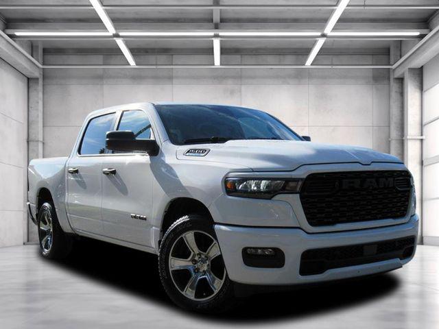 2025 RAM 1500 Tradesman Crew Cab 4x2 57 Box