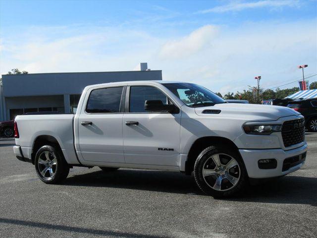 2025 RAM 1500 Tradesman Crew Cab 4x2 57 Box