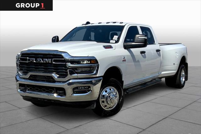 2026 RAM Ram 3500 RAM 3500 TRADESMAN CREW CAB 4X4 8 BOX