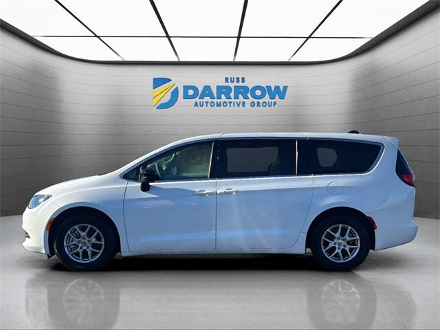 2024 Chrysler Voyager LX 2024 Chrysler Voyager LX