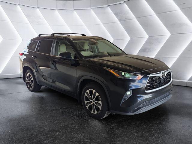 2023 Toyota Highlander XLE 2023 Toyota Highlander XLE