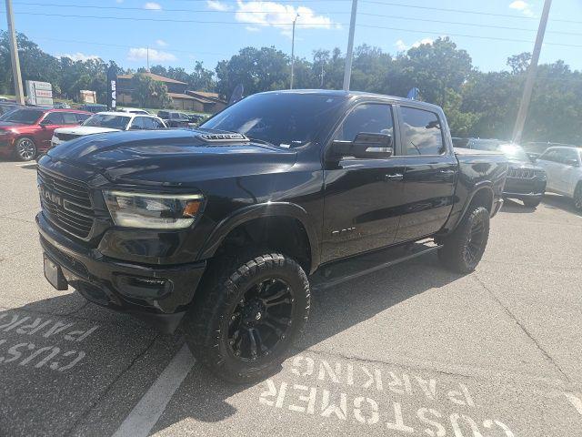 2019 RAM 1500 Laramie Crew Cab 4x4 57 Box