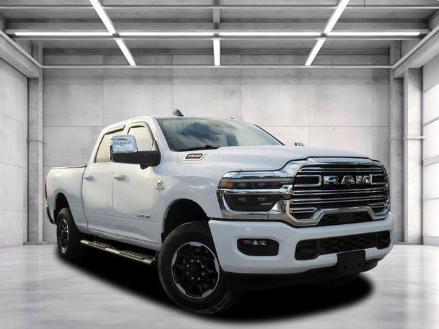2025 RAM 2500 Laramie Crew Cab 4x4 64 Box