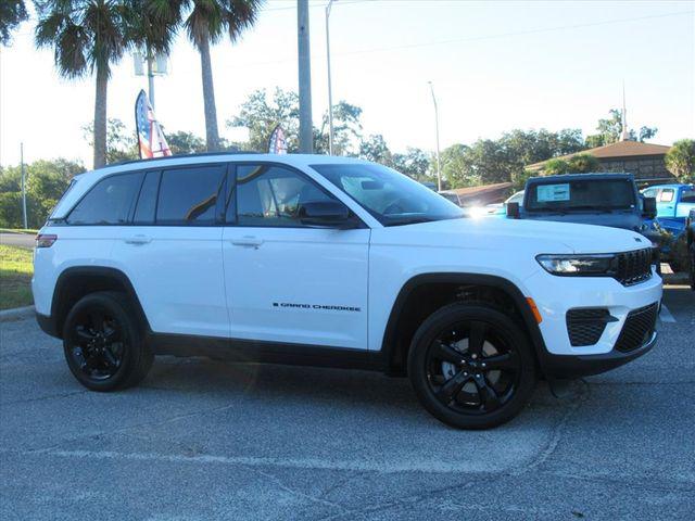 2025 Jeep Grand Cherokee GRAND CHEROKEE ALTITUDE 4X2