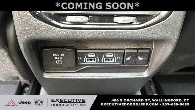 2023 Jeep Grand Cherokee Trailhawk