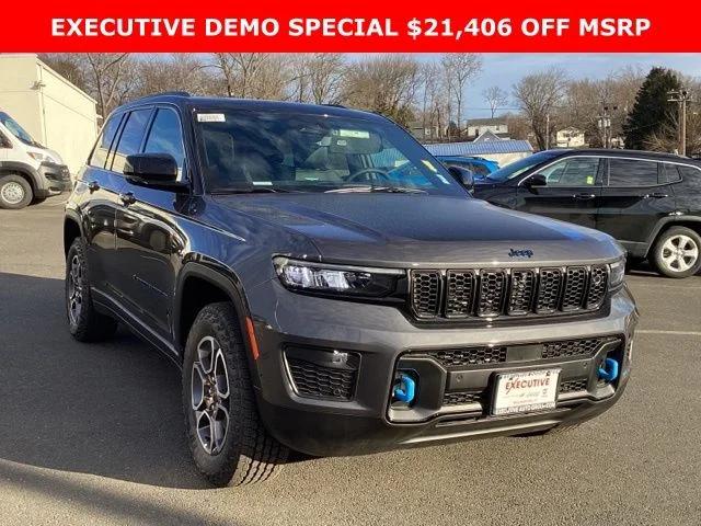 2023 Jeep Grand Cherokee Trailhawk