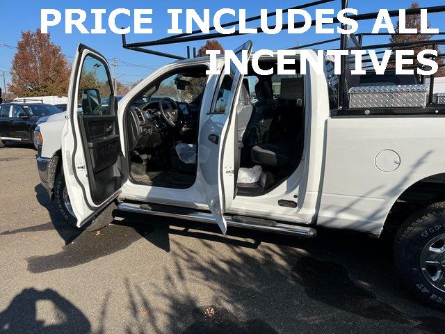 2024 RAM Ram 2500 RAM 2500 TRADESMAN CREW CAB 4X4 64 BOX 2024 RAM Ram 2500 RAM 2500 TRADESMAN CREW CAB 4X4 64 BOX