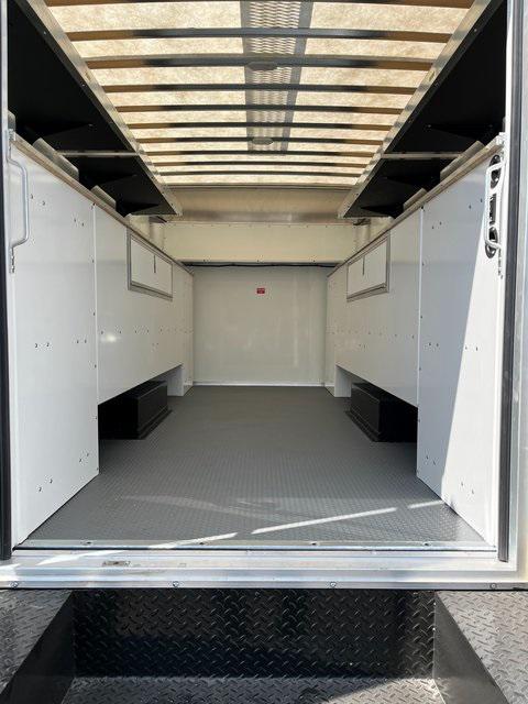 2025 RAM Ram 5500 Chassis Cab RAM 5500 TRADESMAN CHASSIS REGULAR CAB 4X4 84 CA 2025 RAM Ram 5500 Chassis Cab RAM 5500 TRADESMAN CHASSIS REGULAR CAB 4X4 84 CA